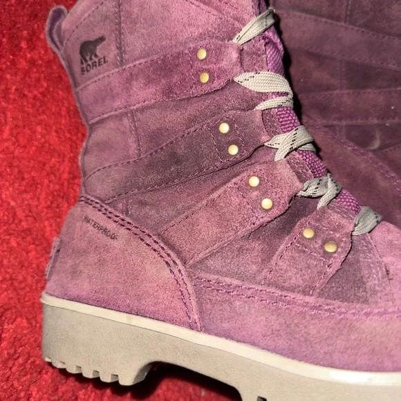 Sorel Women's Purple Winter Boots - Picture 2 of 4